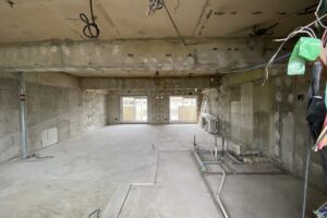 マンションリノベーション前　スケルトン状態　無添加住宅ライブハウス