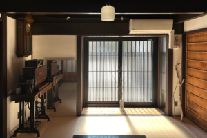 After築124年京町家リノベーション　表の間（和室）